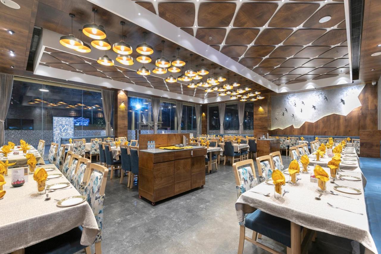 אחמדאבאד Hotel Silvera Grand מראה חיצוני תמונה