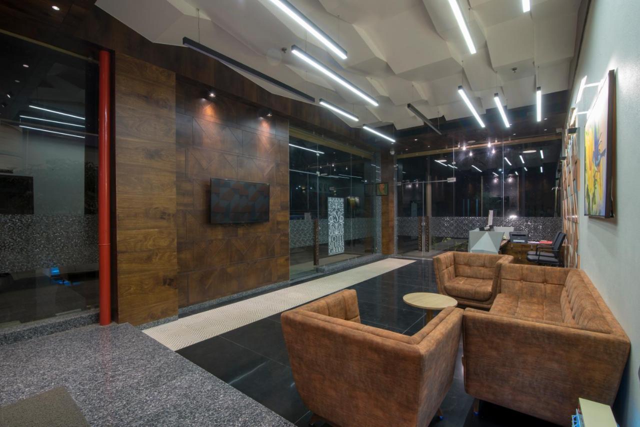 אחמדאבאד Hotel Silvera Grand מראה חיצוני תמונה